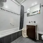 Stylish 3br With Spacious Terrace In By 360 Estates Apartman