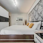 Apartman Stylish 3br With Spacious Terrace In By 360 Estates *