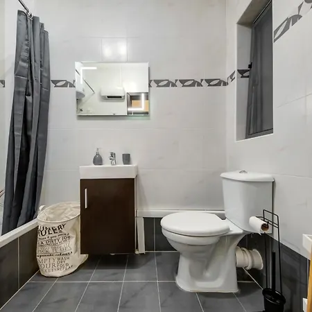 Stylish 3br With Spacious Terrace In By 360 Estates Apartament