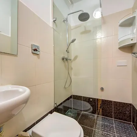 Stylish 3br With Spacious Terrace In By 360 Estates Apartament