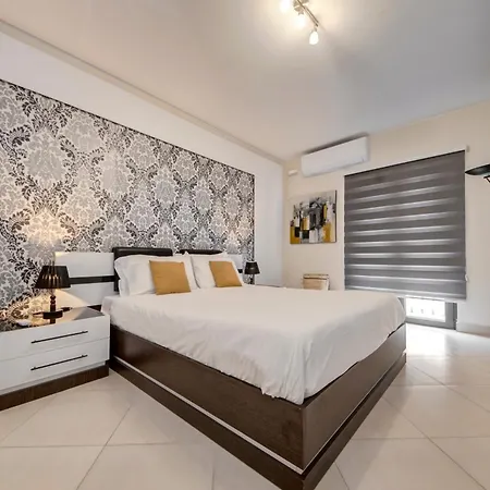 Apartament Stylish 3br With Spacious Terrace In By 360 Estates Luqa