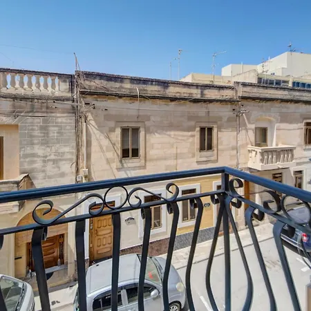 Stylish 3br With Spacious Terrace In By 360 Estates Luqa