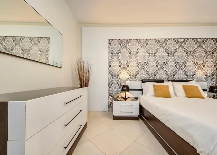 Stylish 3br With Spacious Terrace In By 360 Estates * Luqa