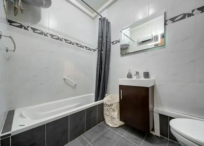 Stylish 3br With Spacious Terrace In By 360 Estates Apartament