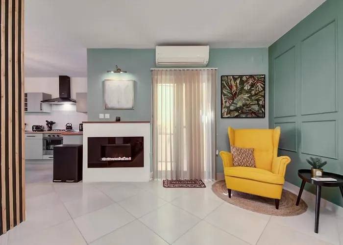 Stylish 3br With Spacious Terrace In By 360 Estates *