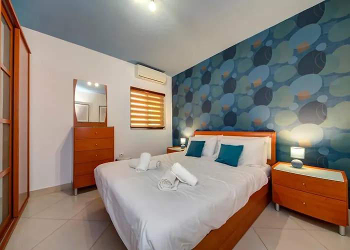 Stylish 3br With Spacious Terrace In By 360 Estates * Luqa